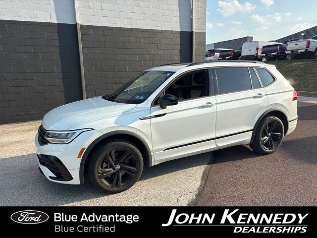 2023 Volkswagen Tiguan 2.0T SE R-Line Black
