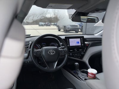 2023 Toyota Camry Hybrid SE
