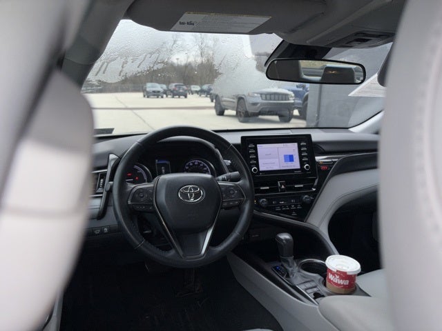 2023 Toyota Camry Hybrid SE