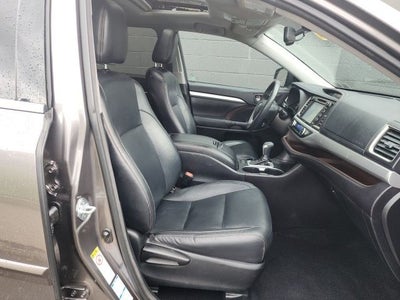 2016 Toyota Highlander XLE V6