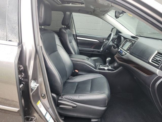2016 Toyota Highlander XLE V6