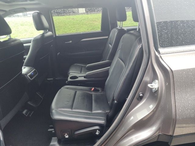 2016 Toyota Highlander XLE V6