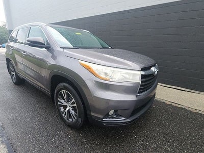 2016 Toyota Highlander XLE V6