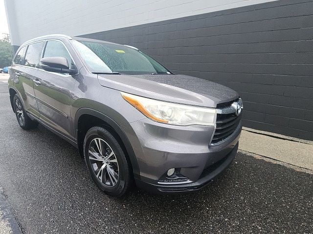 2016 Toyota Highlander XLE V6